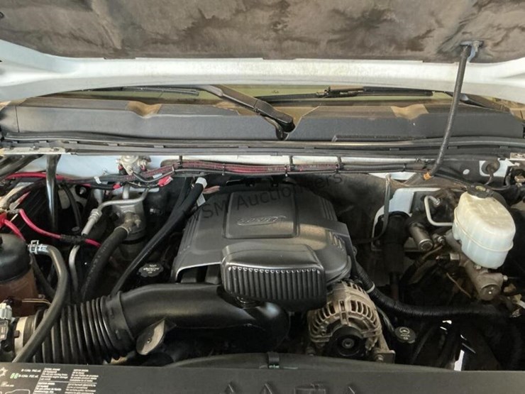 2012-chevrolet-silverado-3500hd-image-13