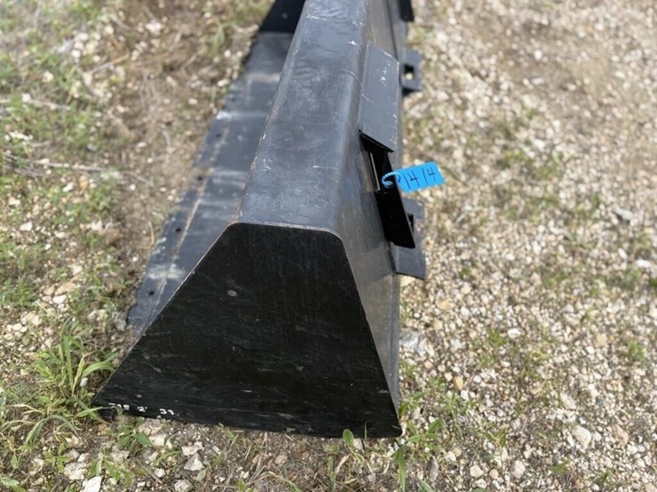 l1---72''-skid-steer-loader-bucket-image-6
