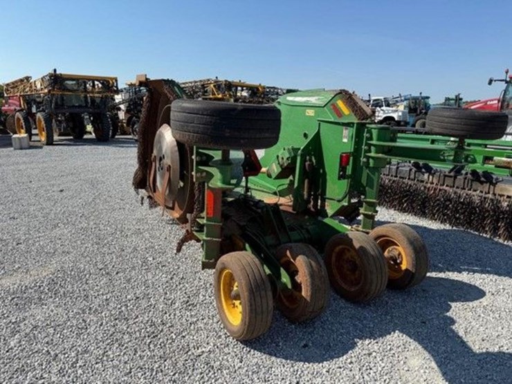 john-deere-r15-image-33