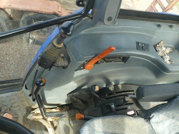 new-holland-tl80a-image-15