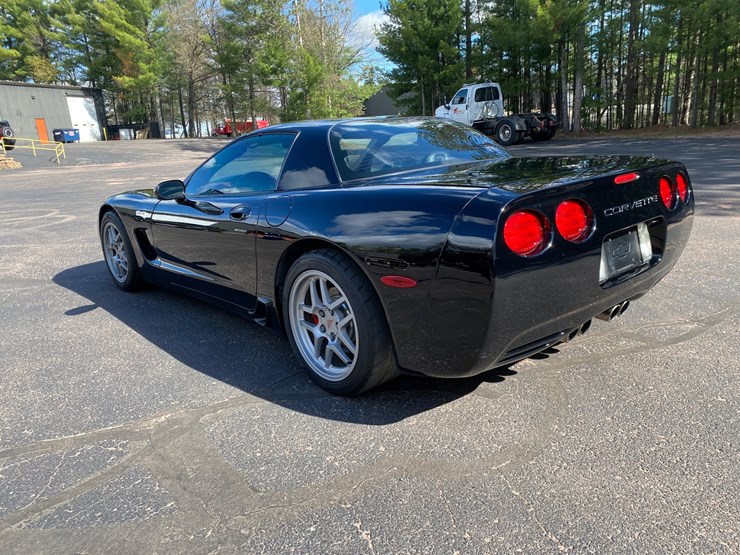 #150-•-2002-corvette-z06-frc-6-speed-(has-wi-title)-(schofield,-wi)-image-12