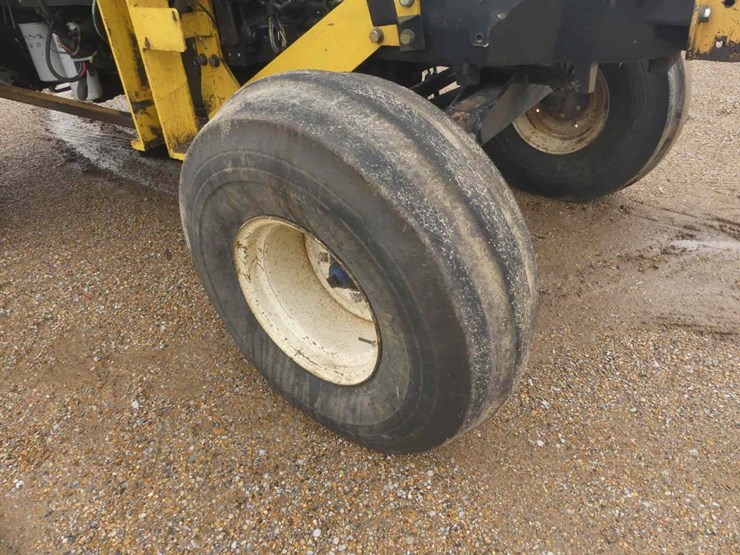 2006-new-holland-ts110a-image-8