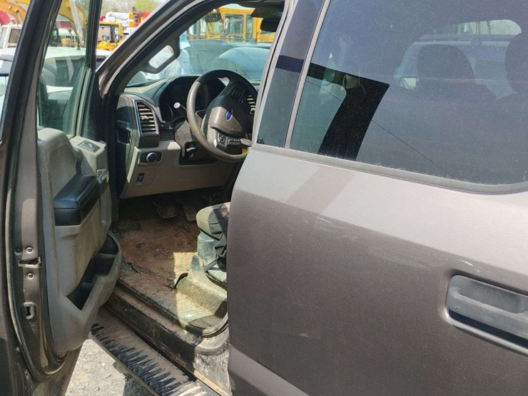2018-ford-f150-image-12