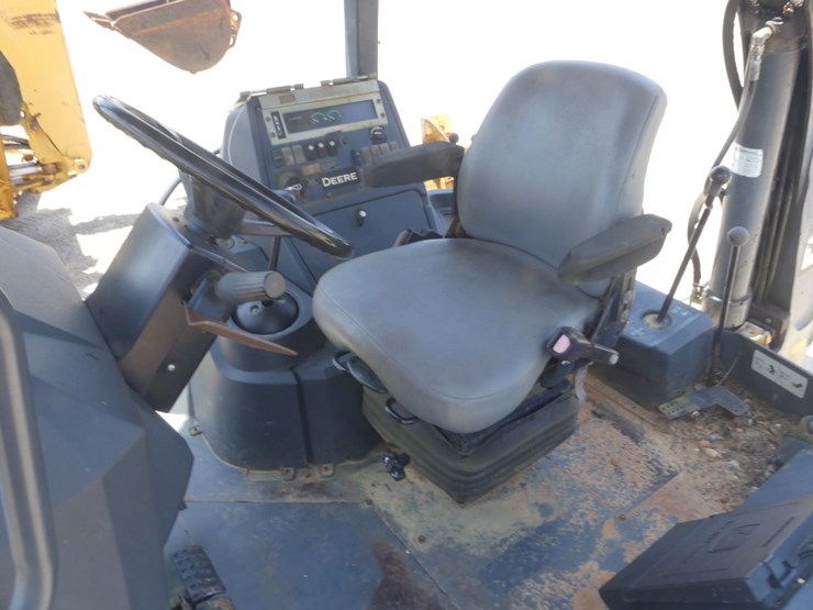 2013-deere-310k-image-14