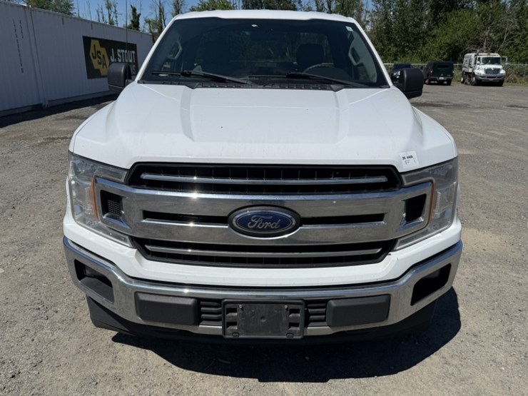 2018-ford-f150-xlt-image-8