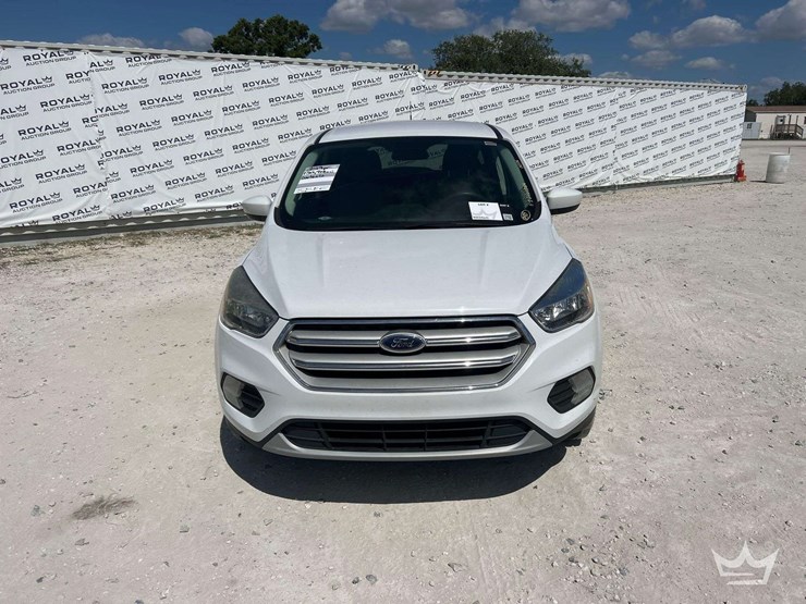 2019-ford-escape-image-21