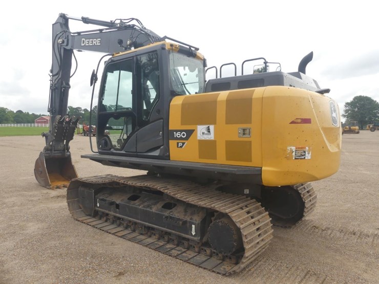 2023-john-deere-160-image-5