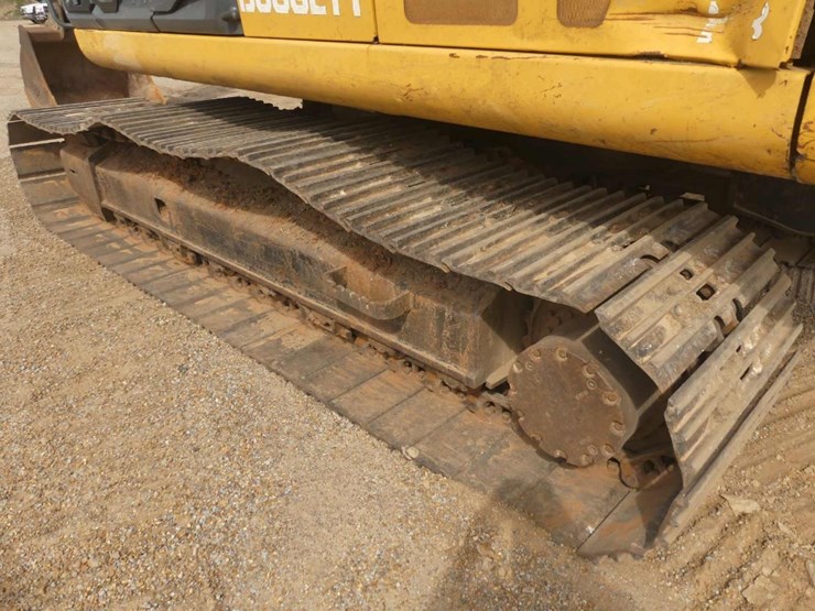 2019-deere-210g-image-6