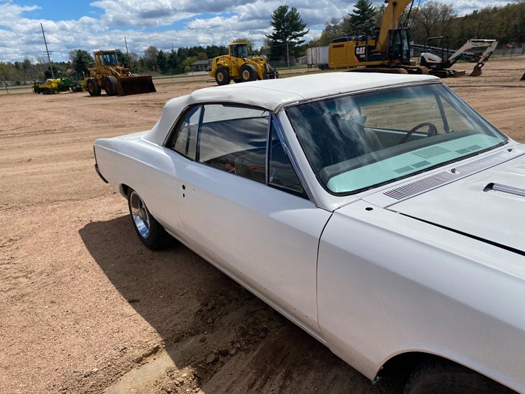#122-•-1967-chevy-chevelle-convertible-project-car-(title-in-delay)-(nitke-yard-mosinee,-wi)-image-5