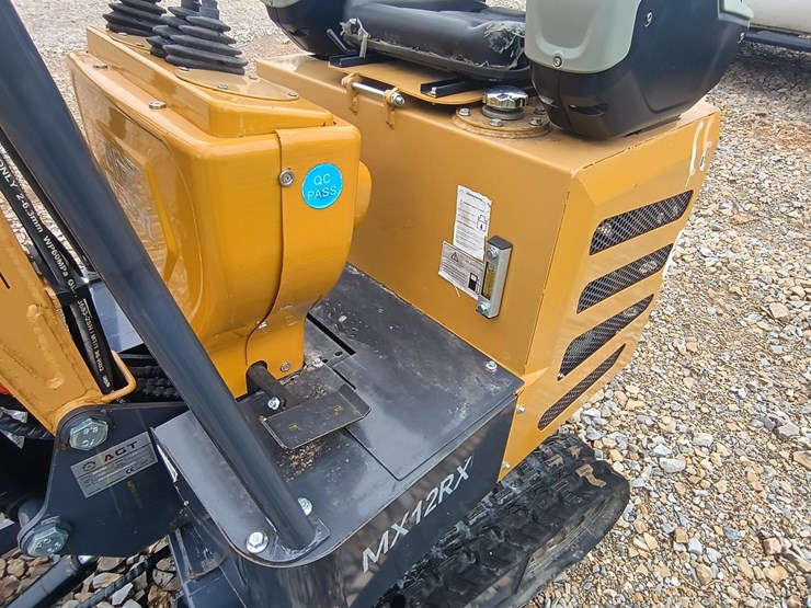 #24705-•-2025-agt-mx12rx-mini-escavator-image-10