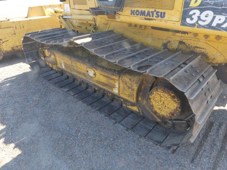 2013-komatsu-d39px-23-image-5