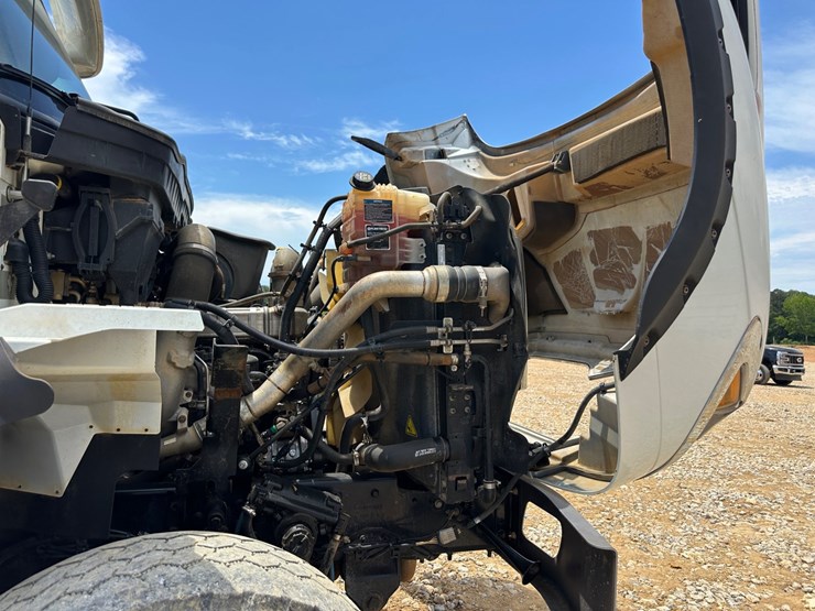 2016-international-workstar-7600-image-11