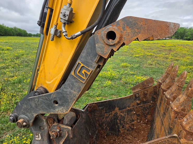 2022-liugong-excavator---only-318-hours-image-6