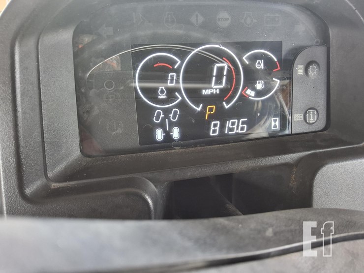 2022-john-deere-gator-xuv-835e-image-13