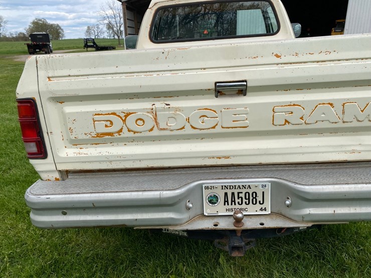 1985-dodge-150-image-17