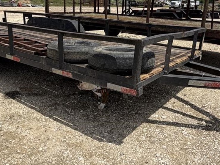 l2--18'-lowboy-trailer-image-2