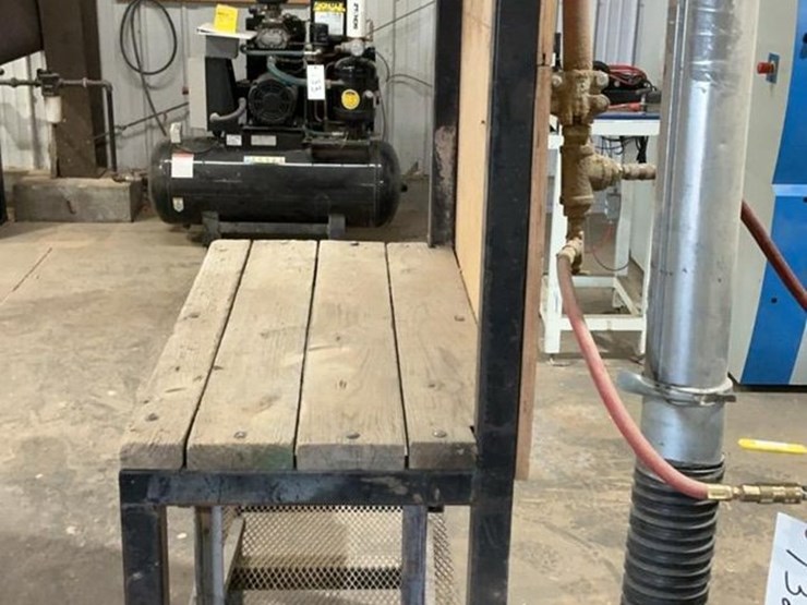 #135-•-steel-frame-workbench/shelf-image-3