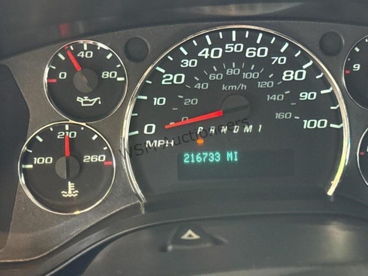 2013-chevrolet-express-3500-image-18