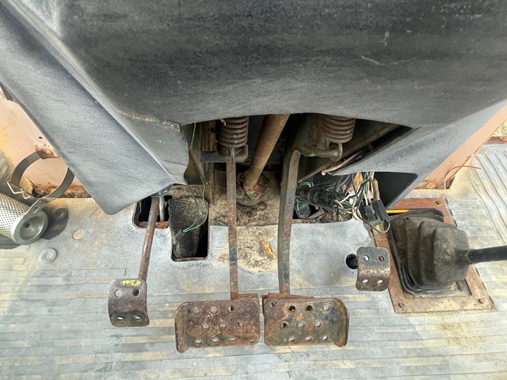 jcb-1550b-image-53