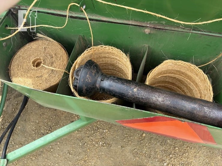 john-deere-327-image-7