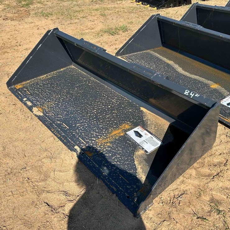 Wolverine Track Duty Bucket