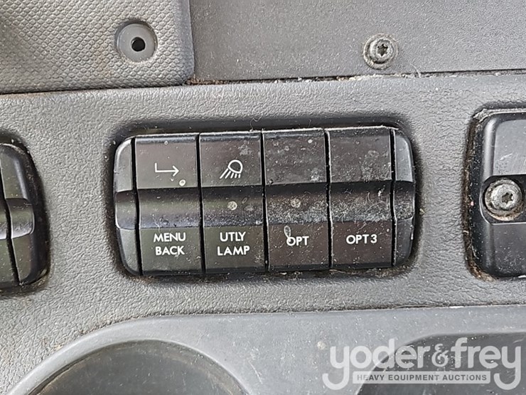 2019-freightliner-cascadia-125-image-41