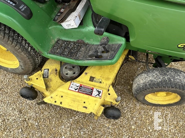 john-deere-gt235-image-7