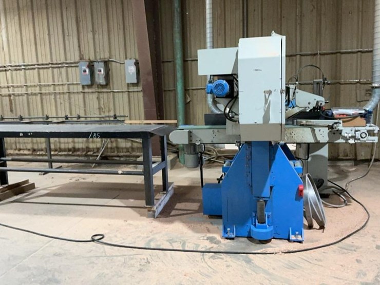 #185-•-2015-kentwood-hbr-300-horizontal-resaw-image-2