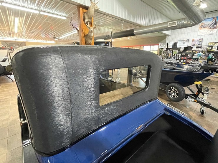 1928-ford-model-a-image-32
