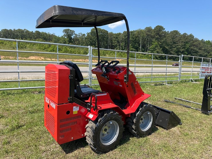 #20699-•-new-agt-sda-140w-mini-skid-steer-image-1