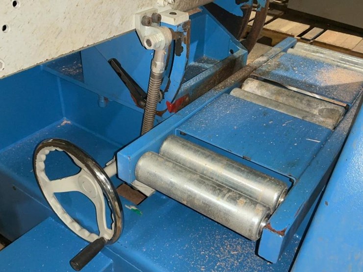 #185-•-2015-kentwood-hbr-300-horizontal-resaw-image-35