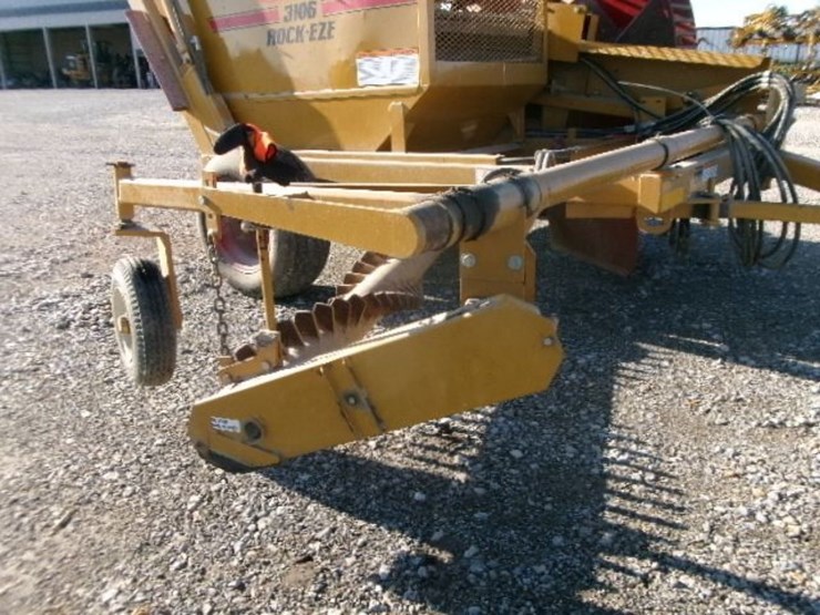 2006-haybuster-3106-image-8