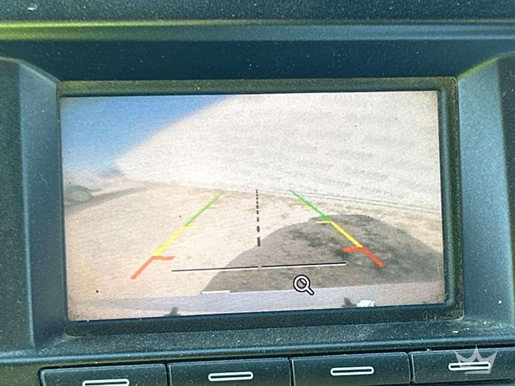 2017-ford-explorer-image-18