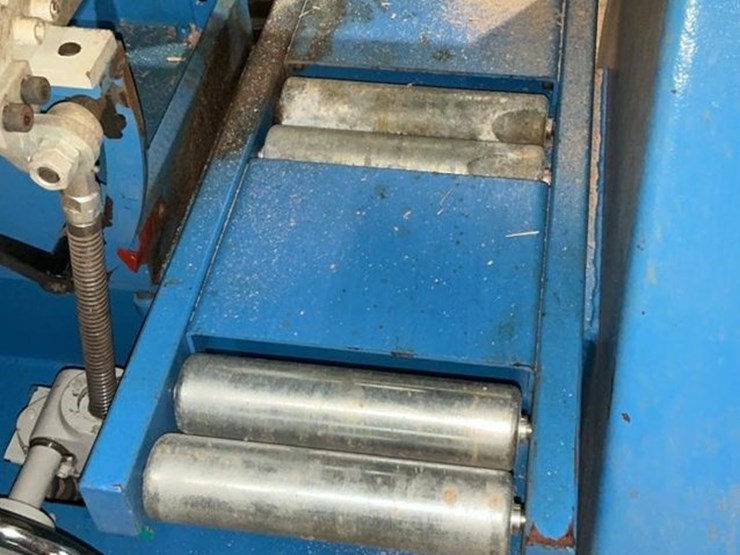 #185-•-2015-kentwood-hbr-300-horizontal-resaw-image-24