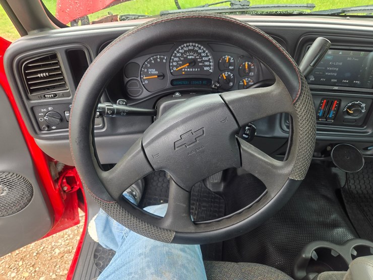 #24356-•-2006-chevrolet-silverado-pickup-truck-image-42