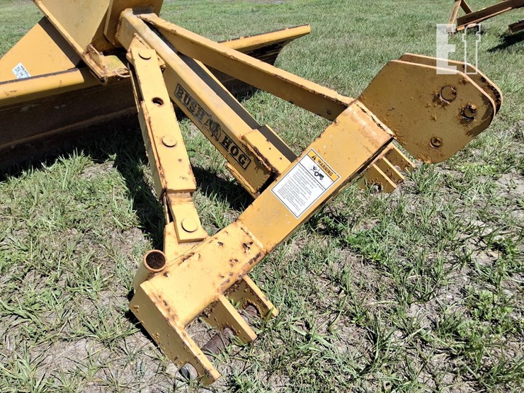bush-hog-7008-image-4