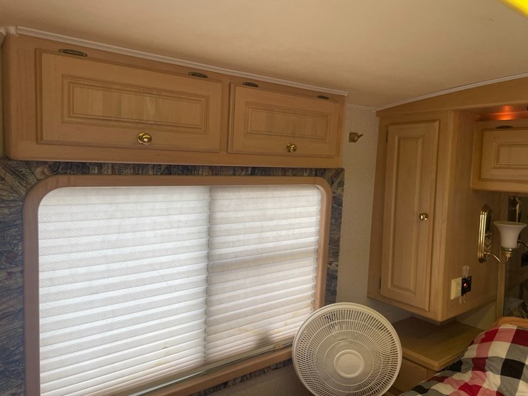 #40221-•-1994-holiday-rambler-s/a-motor-home-vin:-4s7nt9k0xrc015680-image-38