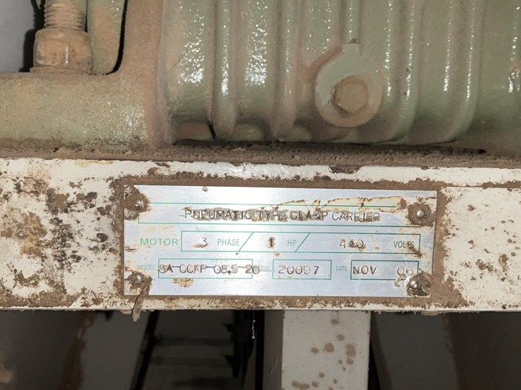 #147-•-quick-pneumatic-clamp-carrier-image-15