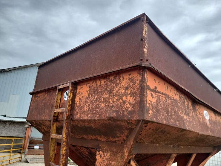 j&m-hopper-wagon-w/kilbros-running-gear-image-13