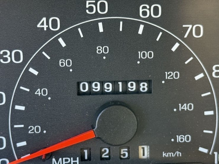 2001-ford-f350-image-31