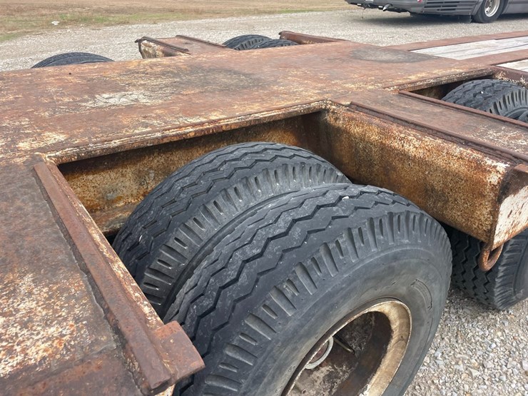 #40220-•-1981-phelan-wtt-60k-226"-tri/a-steel-fixed-neck-lowboy-trailer-vin:-1r9h39304b1010324-image-13