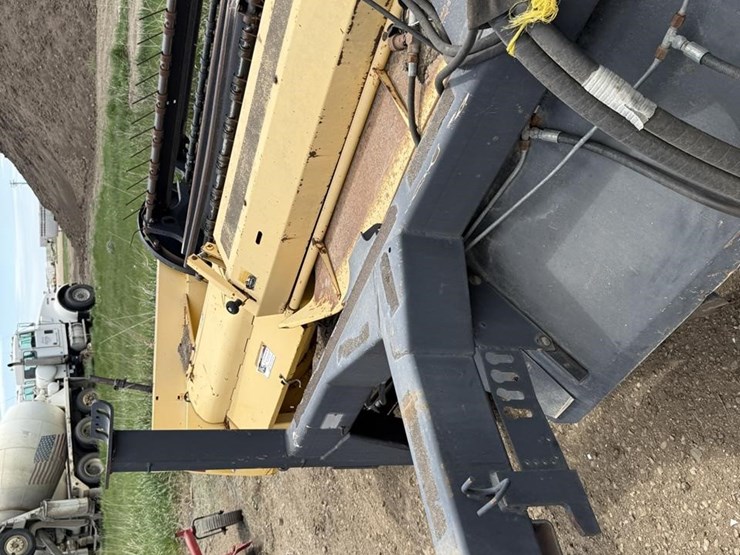 new-holland-2326-image-12