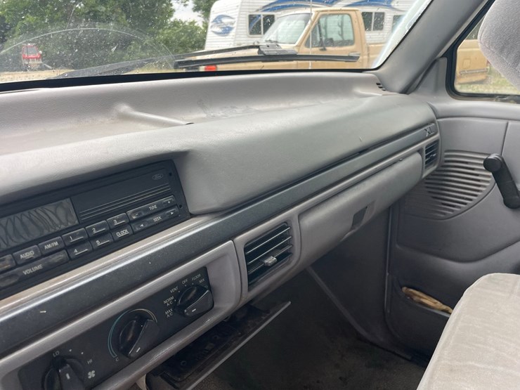 1997-ford-f350-image-24