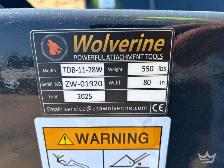 wolverine-track-duty-bucket-image-3