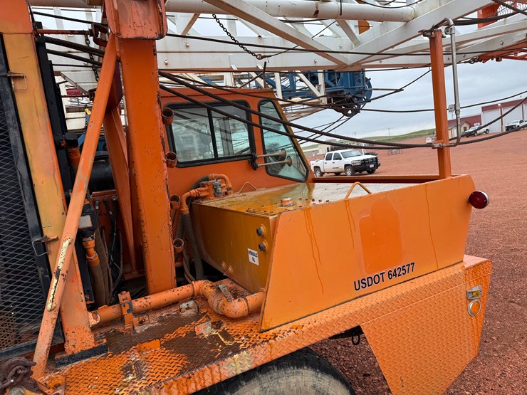 2006-taylor-c500-dd-104'-250k-5-axle-well-service-workover-rig-image-5