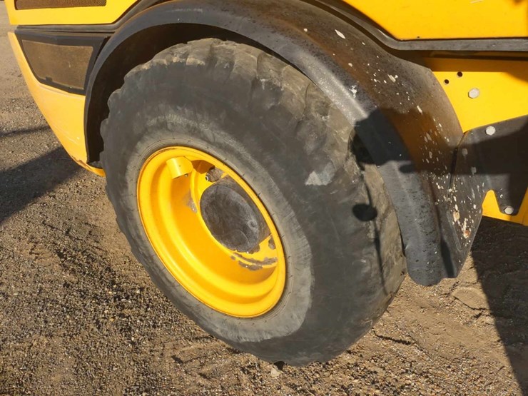2023-jcb-407-image-11
