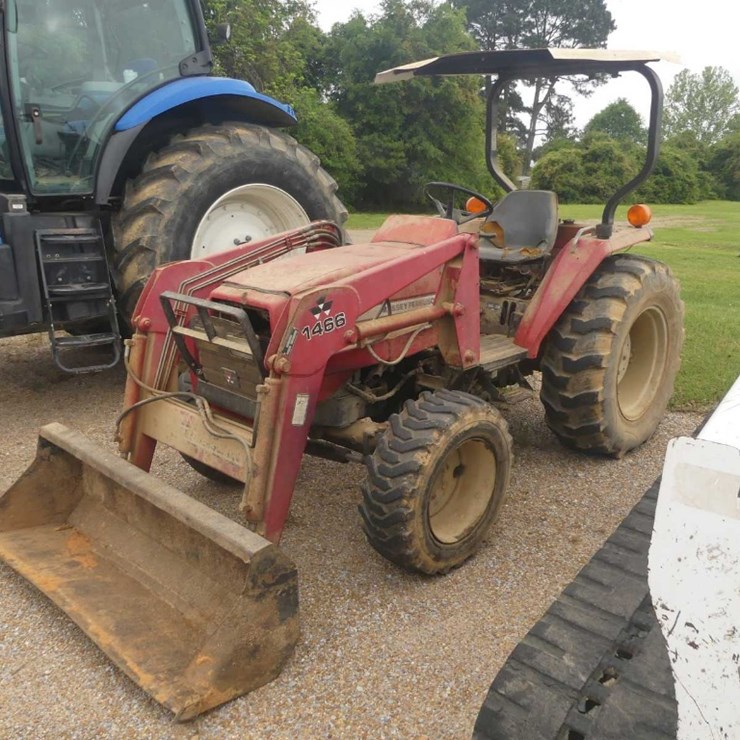 MASSEY-FERGUSON 1440V