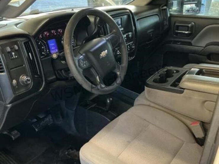 2016-chevrolet-silverado-3500hd-image-24