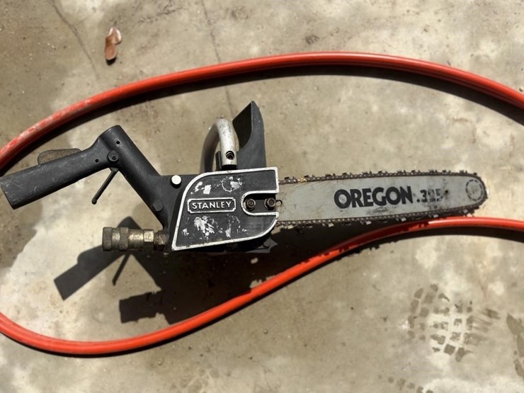 stanley-cs06-oregon-325-hyd-chainsaw-image-3