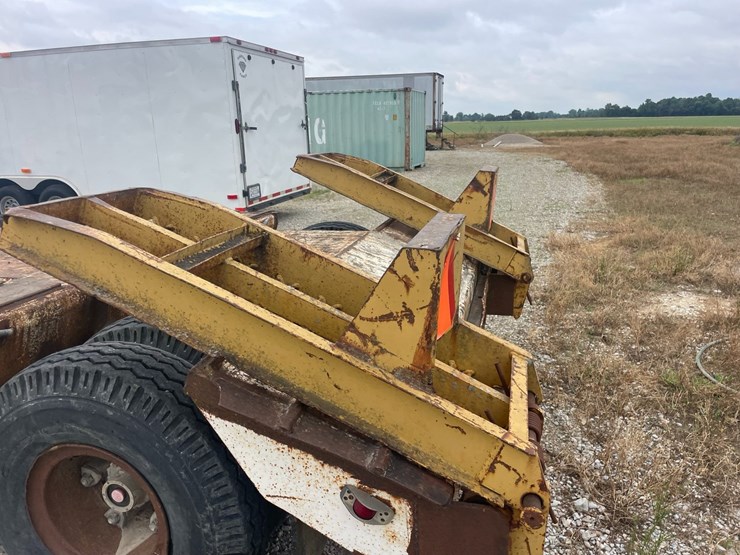 #40220-•-1981-phelan-wtt-60k-226"-tri/a-steel-fixed-neck-lowboy-trailer-vin:-1r9h39304b1010324-image-5